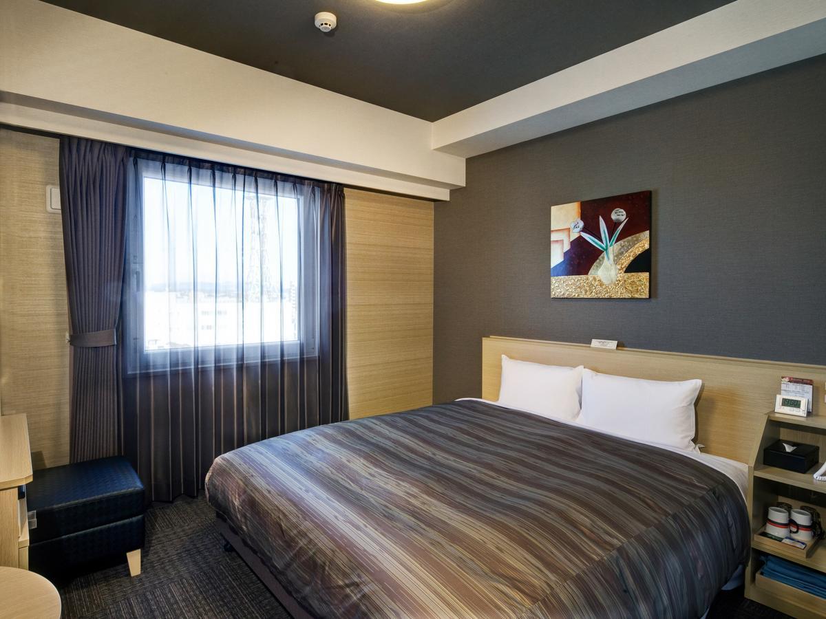 Hotel Route-Inn Kisarazu Bagian luar foto